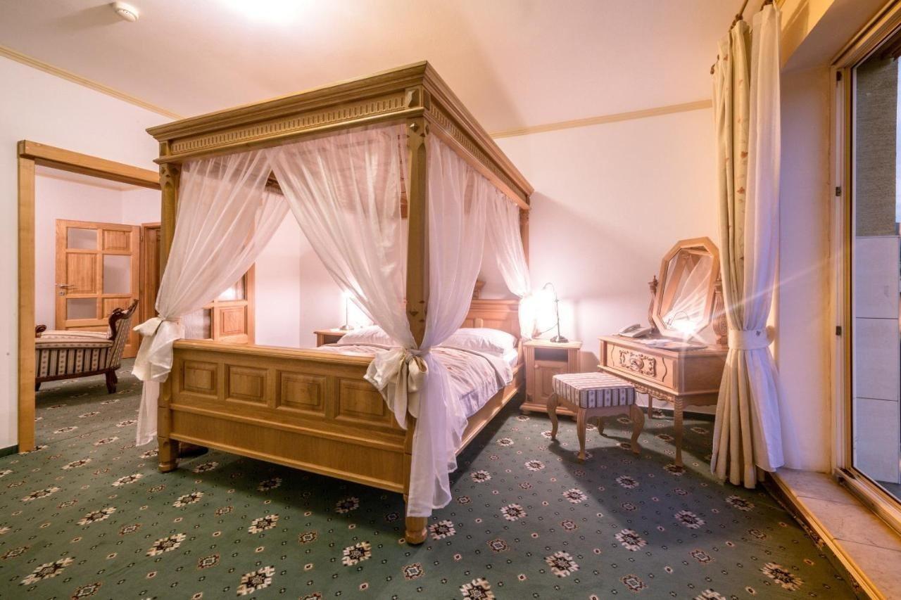 Hotel Diana Stráža Esterno foto