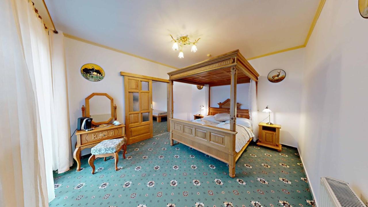 Hotel Diana Stráža Esterno foto