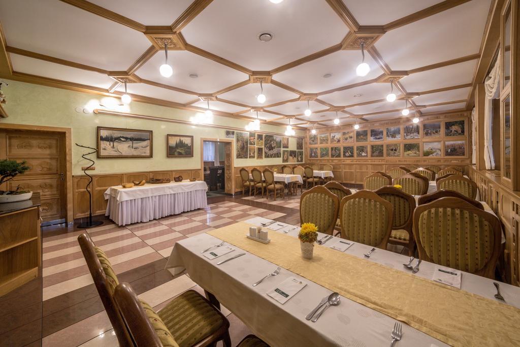 Hotel Diana Stráža Esterno foto