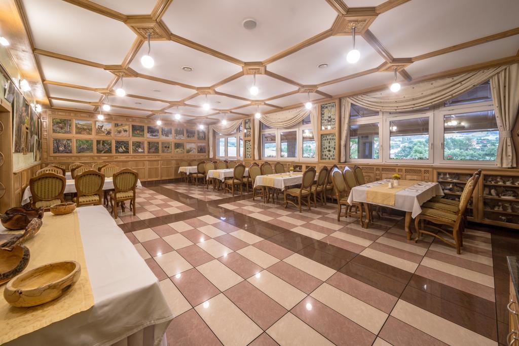 Hotel Diana Stráža Esterno foto